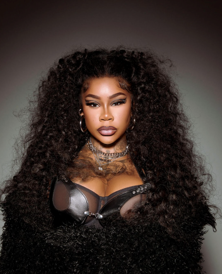 Suki with the good c@@chie 42” deepwave unit