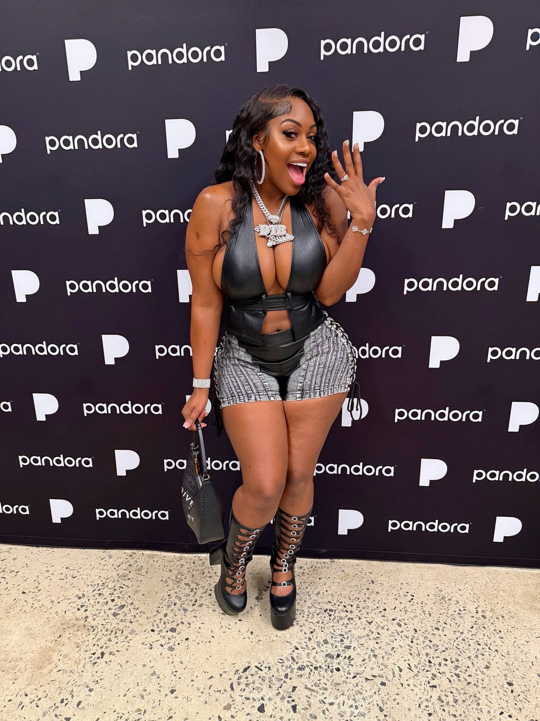 Diamond the Body Deepwave 42” Unit